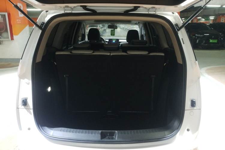 Used Baojun 730 2019 1.5T CVT Flagship Version 7 Seats China V Emission Standard
