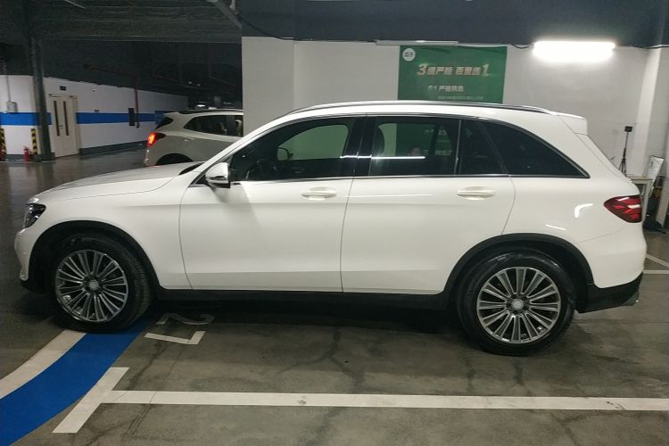 Used Mercedes-Benz GLC 2016 GLC 260 4MATIC Dynamic Edition
