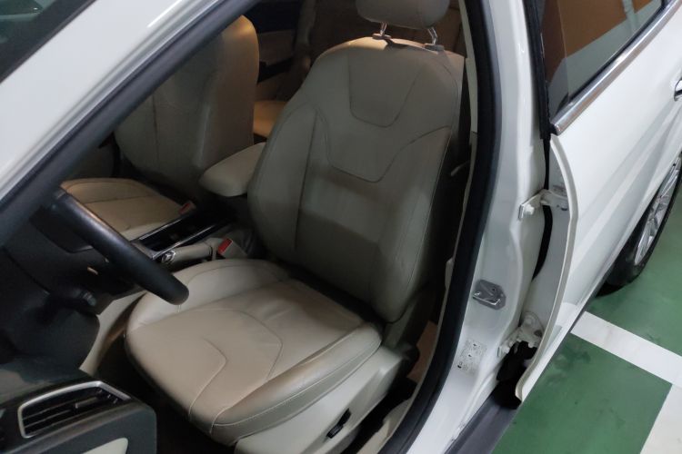 Used Ford Focus 2015 Sedan EcoBoost 180 Automatic Flagship Model
