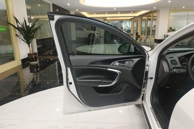 Used Buick Regal 2015 1.6T Leading Technology Model
