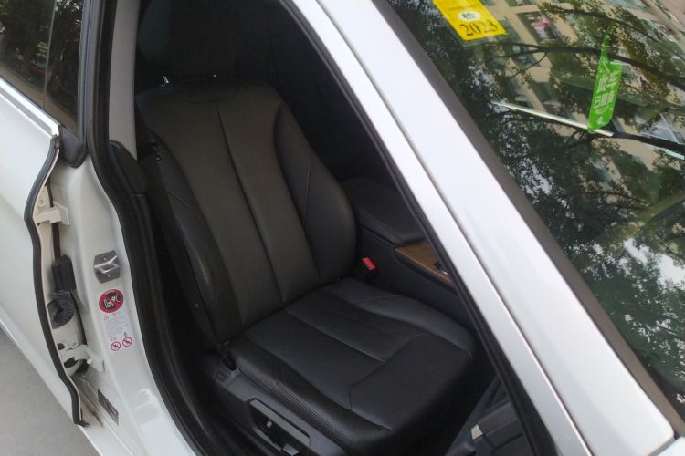 Used BMW 3 Series GT 2013 320i Sport Design Package
