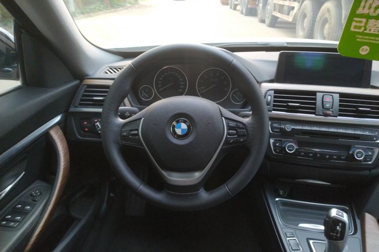 Used BMW 3 Series GT 2013 320i Sport Design Package
