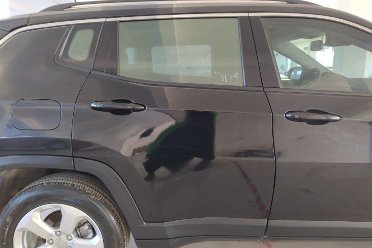 Used  Compass 2017 200T Automatic Enjoyment Version
