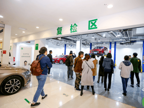 We regularly hold exhibition to ensure the authenticity and reliability of vehicle sources.