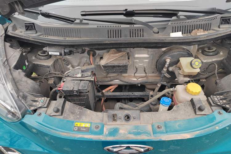 Used Chery Little Ant 2022 Sweet Pink Edition Half-Sugar Version Lithium Iron Phosphate 29.2 kWh 30 kW 301 km
