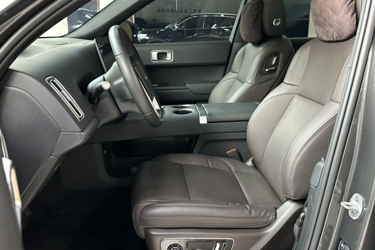 Used Li Auto L9 2022 Max model
