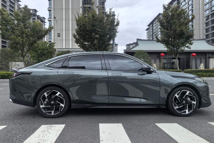 Used Changan Eado DD 2023 Blue Whale NE 1.5T GDI DCT Flagship Model
