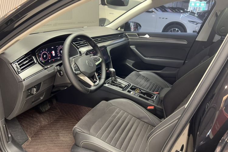 Used Volkswagen Magotan 2020 330TSI DSG Luxury Edition
