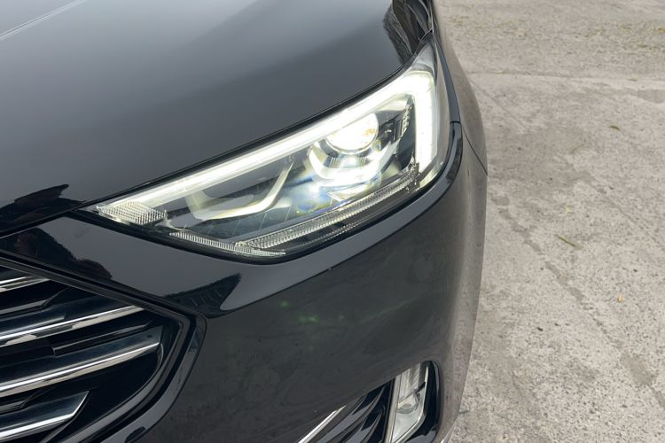 Used Ford Edge 2020 EcoBoost 245 Two-Wheel Drive Titanium 7-Seater
