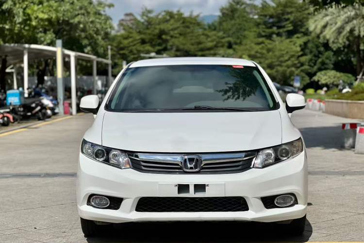 Used Honda Civic 2013 10th Anniversary 1.8L Automatic Comfort Version

