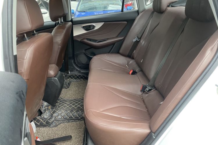 Used Soueast A5 Wing Dance 2019 1.5L Manual Luxury Version China V Standard
