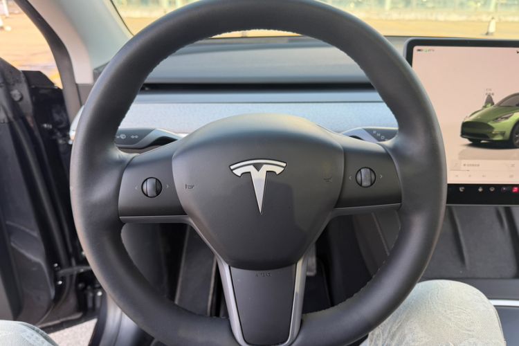 Used Tesla Model Y 2024 Rear-Wheel-Drive Version