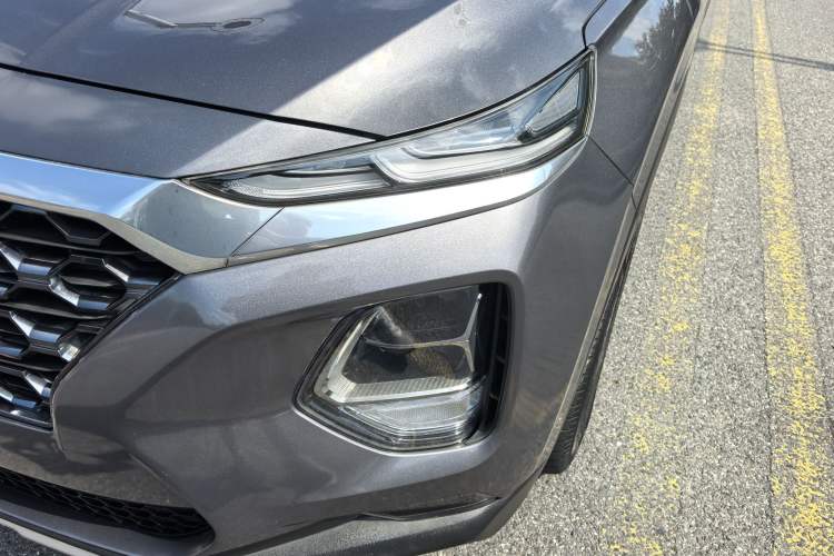 Used Hyundai Santa Fe 2019 380 TGDi DLX Automatic Two-Wheel Drive Prestige Plus Version China VI Standard
