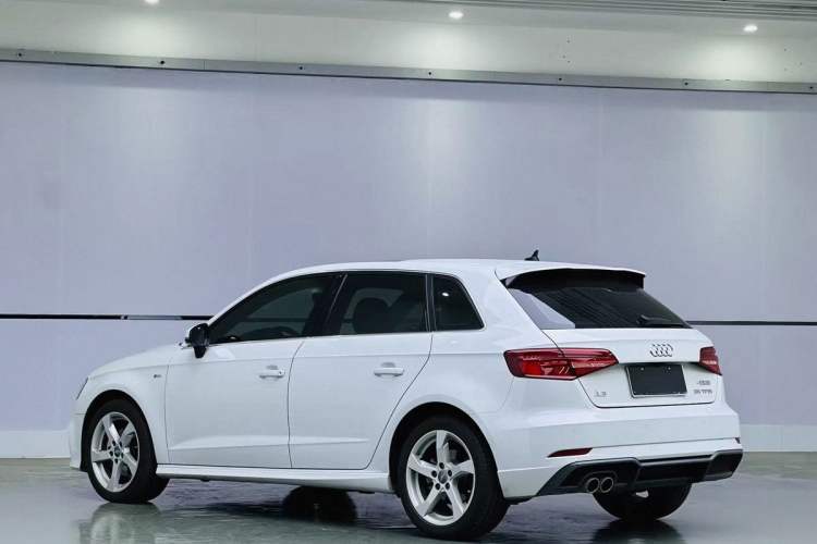 Used Audi A3 2020 Sportback 35 TFSI Fashion Edition China VI Emission Standard
