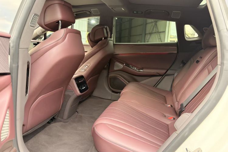 Used Denza Z9GT 2024 1100 Four-Wheel Drive Ultra Version
