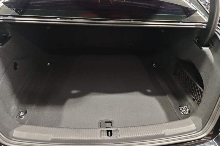 Used Audi A6L 2018 30th Anniversary Edition 30 FSI Style Model
