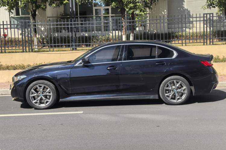 Used BMW i3 2024 eDrive 35 L