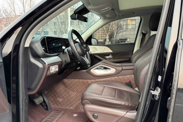 Used Mercedes-Benz GLE 2023 GLE 450 4MATIC Stylish Model
