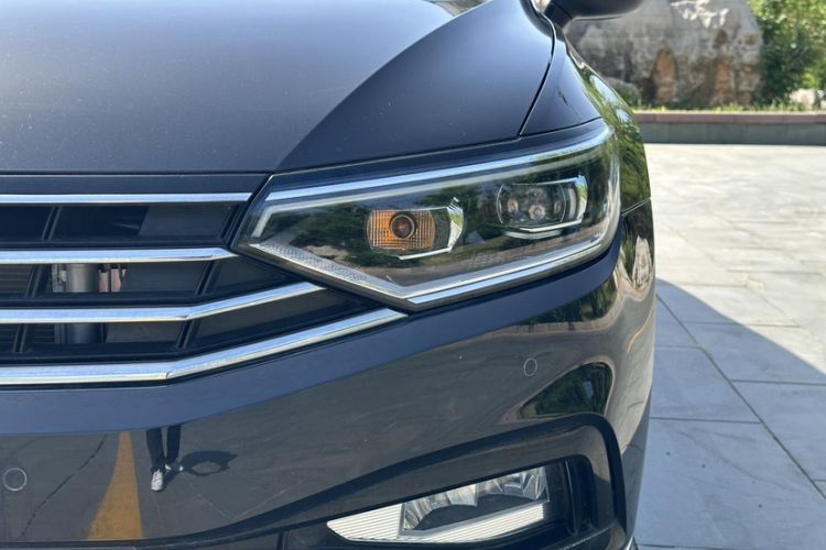 Used Volkswagen Magotan 2020 280TSI DSG Comfort Edition
