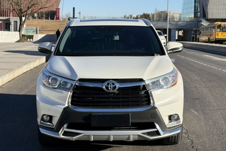 Used Toyota Highlander 2017 2.0T Four-Wheel Drive Luxury Edition 7 Seats
