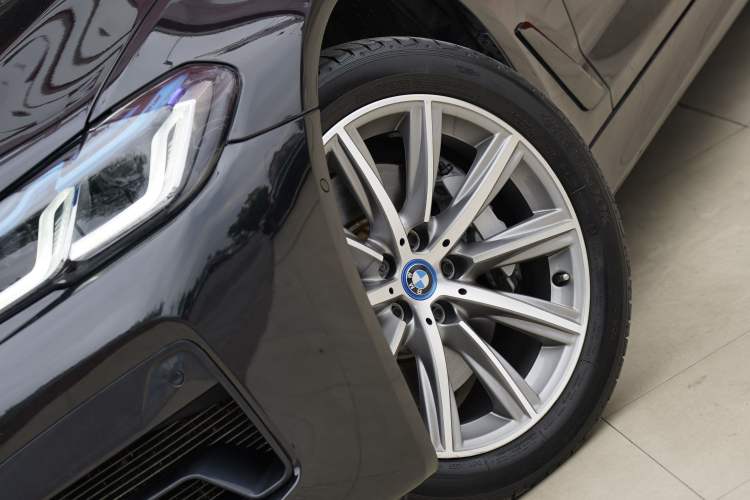 Used BMW 5 Series New Energy 2018 530Le Luxury Package
