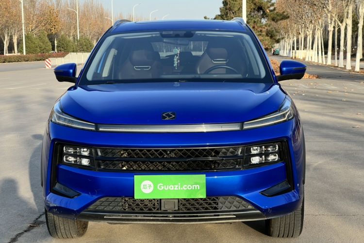 Used SOL QX 2021 300T DCT Chasing Light Edition
