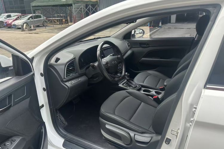 Used Hyundai Elantra 2018 1.4T Dual-Clutch Xuan Dong · Dynamic Edition

