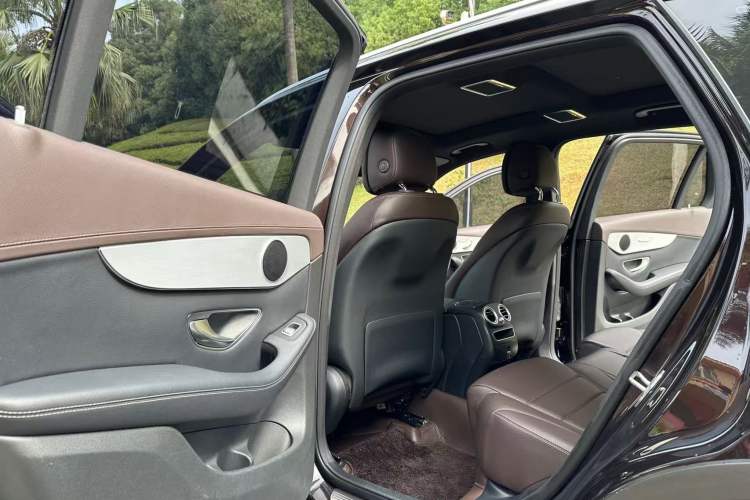 Used Mercedes-Benz GLC 2021 GLC 260 L 4MATIC Dynamic Edition
