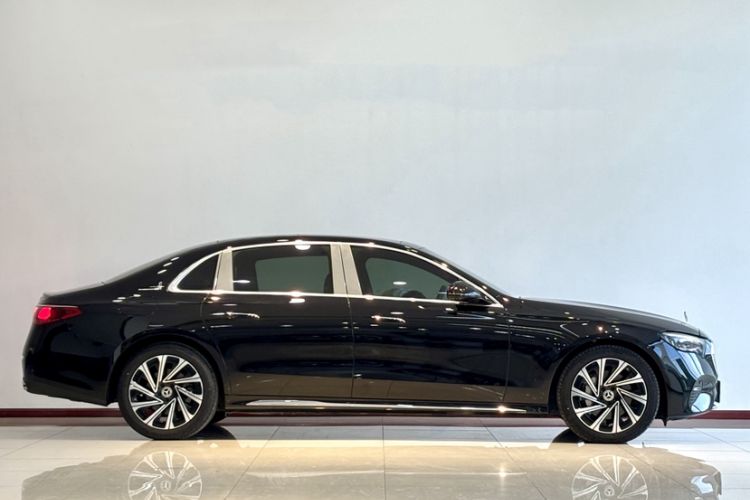 Used Mercedes-Benz E-Class 2025 E 300 L Luxury Model