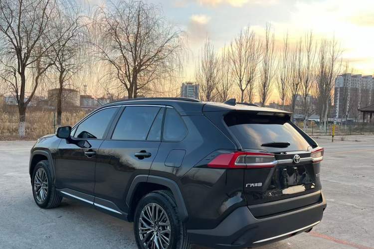 Used Toyota Wildlander 2023 2.0L CVT Two-Wheel Drive Luxury PLUS Edition