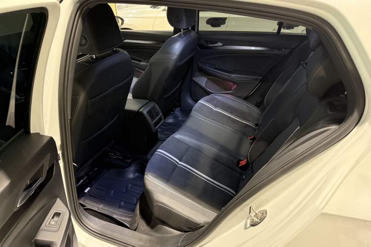 Used Volkswagen Golf 2021 280TSI DSG R-Line
