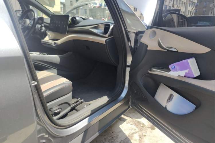 Used BYD Dolphin 2023 420 km Fashion Edition
