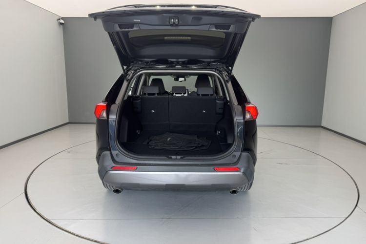 Used Toyota RAV4 2020 2.0L CVT Two-Wheel Drive Fashion Edition