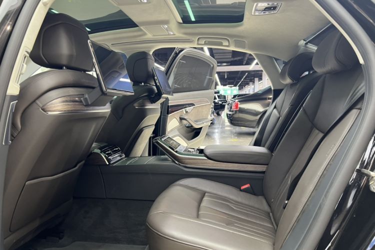 Used Audi A8 2021 A8L 55 TFSI quattro Prestige Edition
