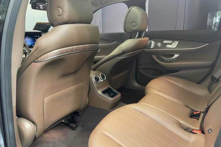 Used Mercedes-Benz E-Class 2021 E 300 L Luxury Model
