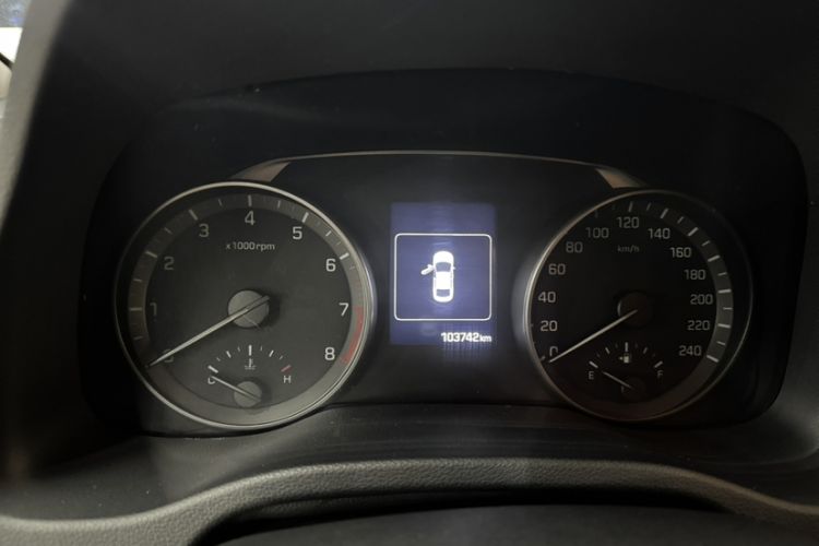 Used Hyundai Elantra 2016 1.6L Automatic ZhiXuan – Elite Version