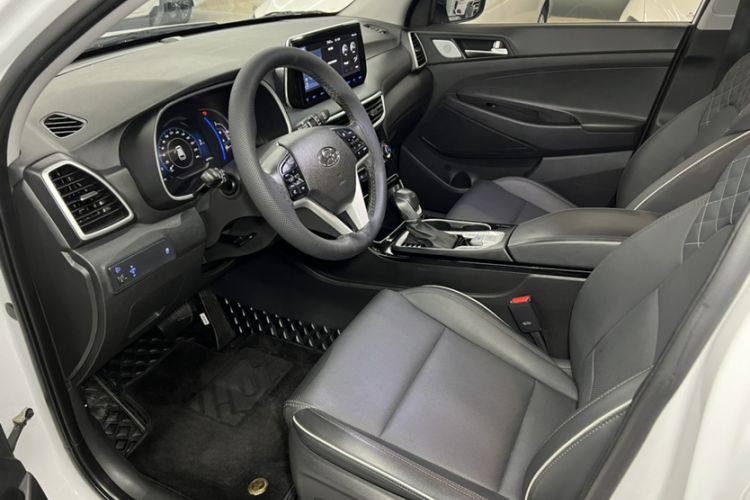 Used Hyundai Tucson 2020 280TGDi Two-Wheel-Drive GLS Smart Connectivity Version China VI Standard