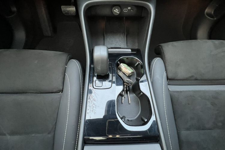 Used Volvo C40 2022 Long-Range PRO Version
