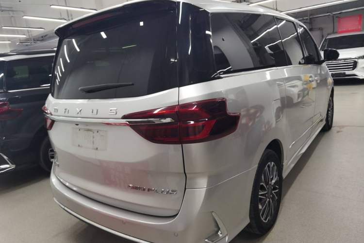 Used SAIC MAXUS G20 2023 Facelift PLUS 2.0T Gasoline Automatic Luxury Touring Edition
