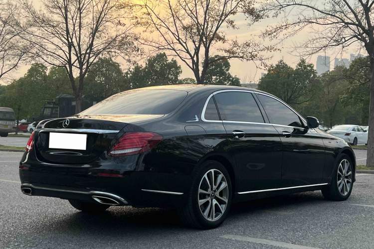 Used Mercedes-Benz E-Class 2019 E 260 L