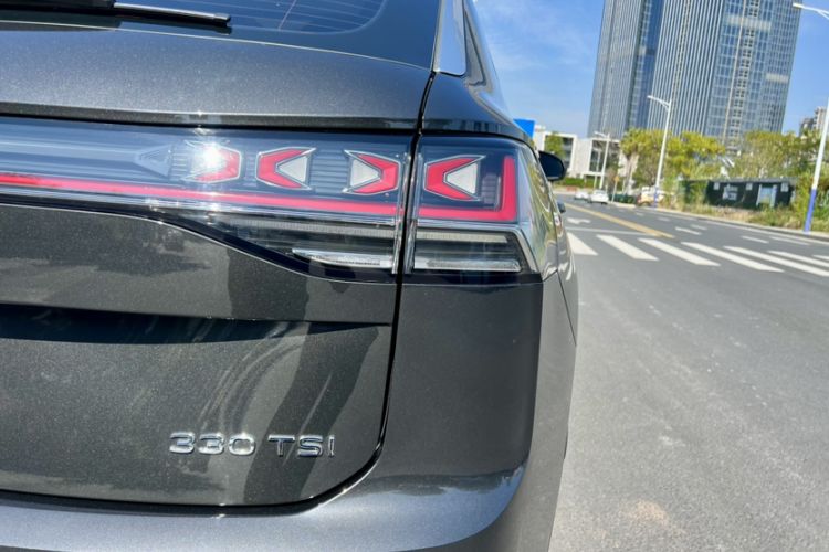 Used Volkswagen Tayron 2023 330TSI Two-Wheel-Drive R-Line High-Energy Version
