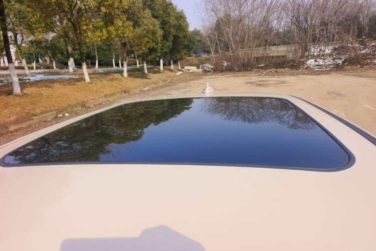 Used ORA Good Cat 2023 401 km Standard Range Prestige Version Lithium Iron Phosphate