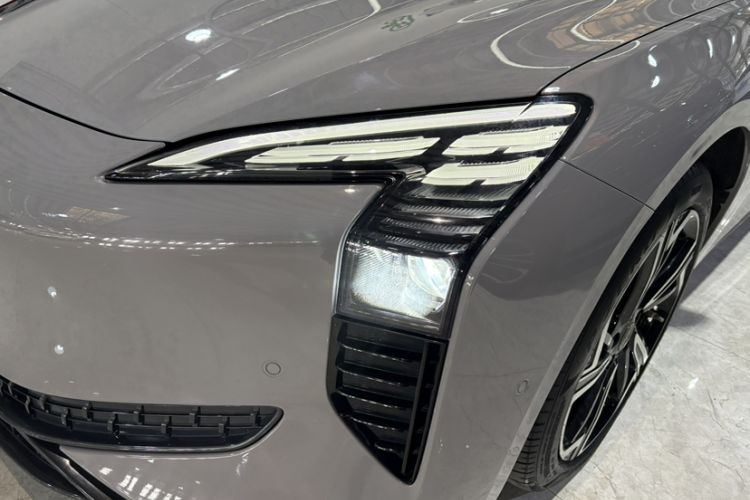 Used Hongqi EH7 2024 760 Pro+ Four-Wheel Drive Version