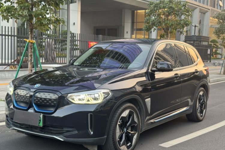 Used BMW iX3 2021 Leading Type
