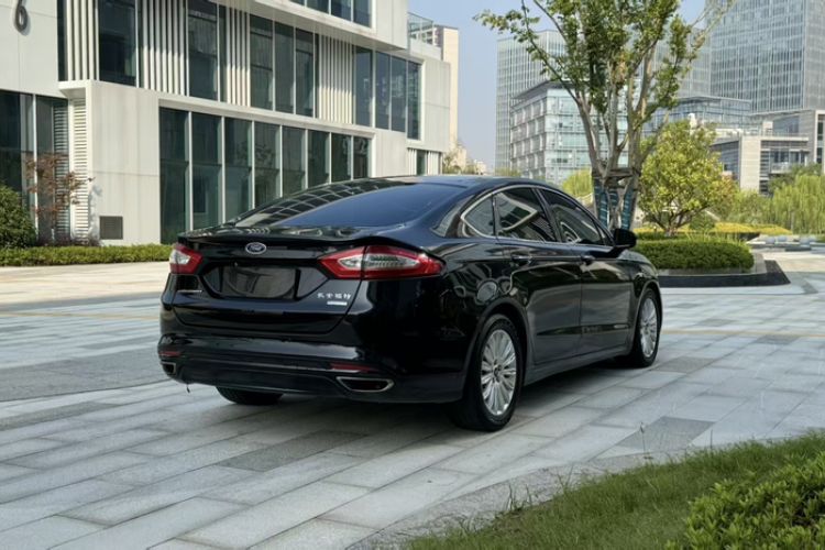 Used Ford Mondeo 2013 2.0L GTDi 200 Fashion Edition
