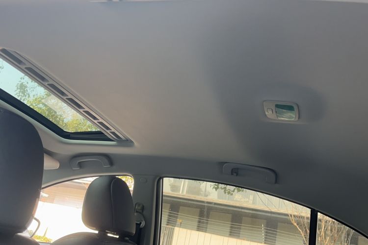 Used Roewe 350 2014 1.5L Automatic Xunyue Version
