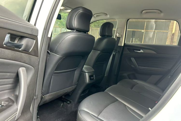 Used Changan CS35PLUS 2021 Honor Million Edition 1.6L CVT Elite Model
