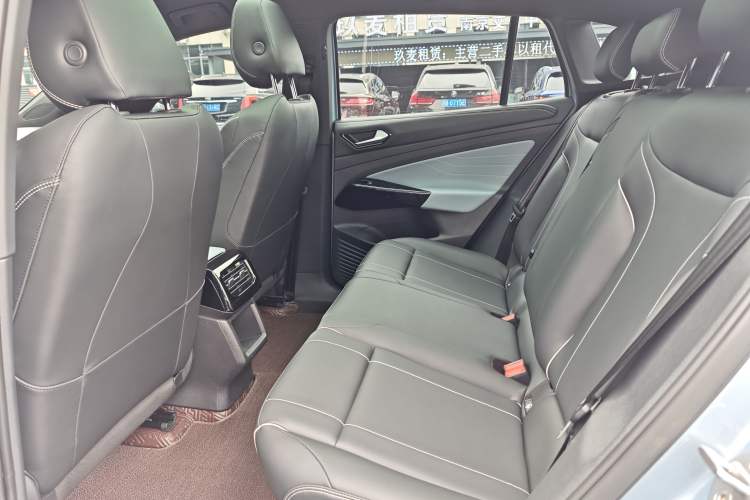 Used Volkswagen ID.4 X 2021 Pure Edition
