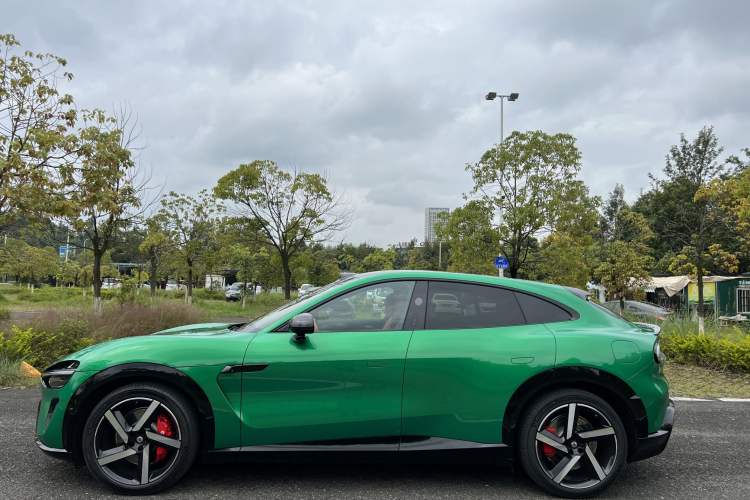 Used  YU7 2025 Ultra-Long Range High-Performance All-Wheel-Drive Max Edition
