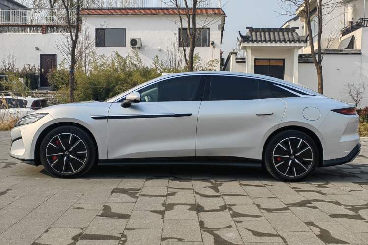 Used BYD Han L 2025 EV 701 km LiDAR Flagship Edition